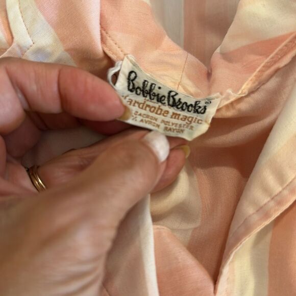 Vintage 60s Bobbie Brooks Pink & White Vertical Striped Short Sleeve Shirt - Picture 8 of 8